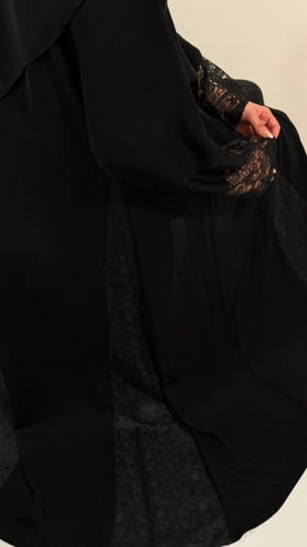 الجوهره اسود ناعم