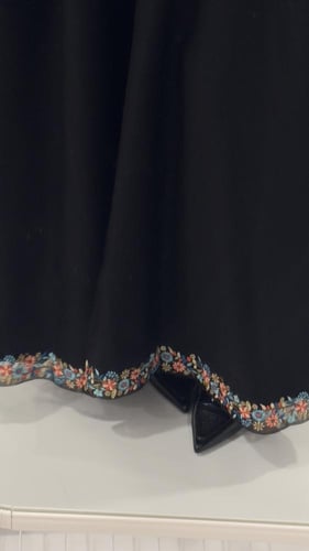 عبايه اورنج بكلفه انيقه معا طرحه