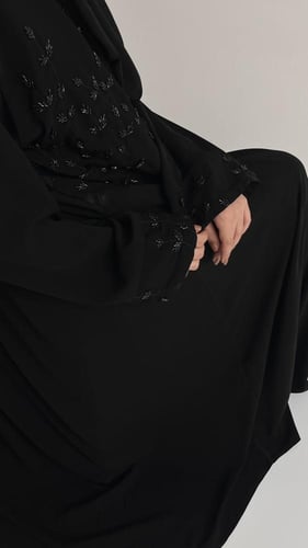 عبايه foryou شك صدر وظهر قماش ملكي