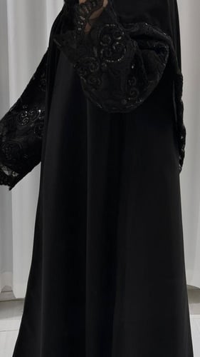 اسيل كم دانتيل كتان نص كلوش