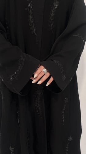 عبايه com اسود انترنت طرز كامل