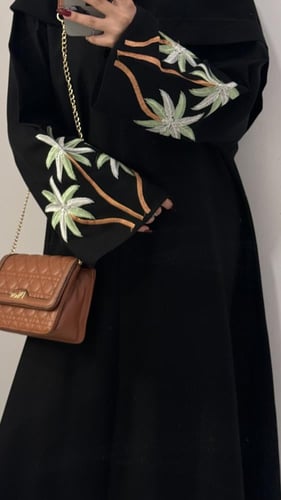 عبايه معالي مع طرحه