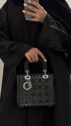 عبايه ميثاء