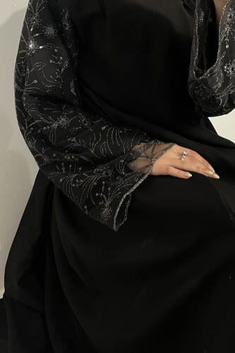 شمس قلتر قماش كويتي نص كلوش كم دانتيل مبطن