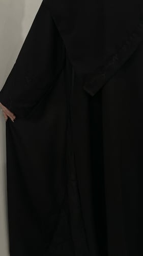 الحسناء قماش كتان كويتي بتطريز اسود انيق (ربع كلوش...