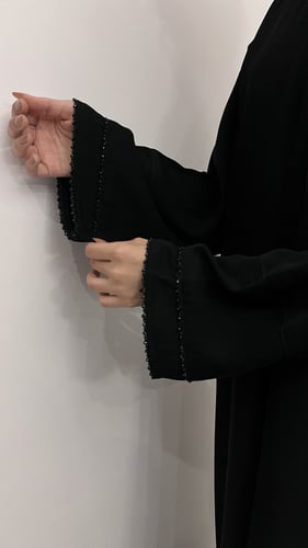 عبايه رِقه كم شك قماش ملكي