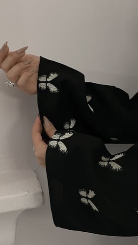 فراشات ابيض قماش كويتي ممتاز قصه عاديه