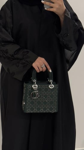 عبايه ميثاء