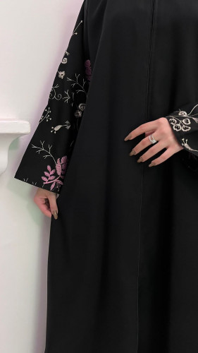 عبايه بتطريز عشوائي قماش كويتي قصه عاديه