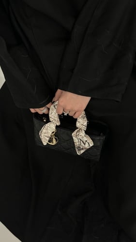 الحسناء قماش كتان كويتي بتطريز اسود انيق (ربع كلوش...