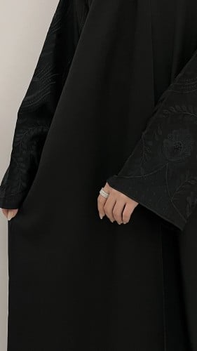 عبايه شروق اسود