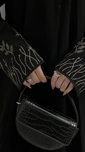 عبايه سندس ذهبي