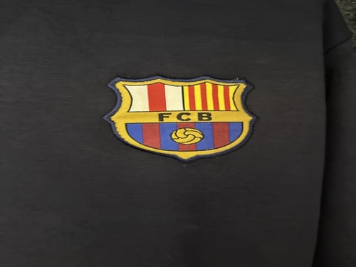 بلوفر برشلونه