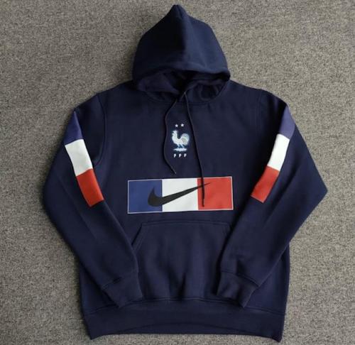 بلوفر فرنسا