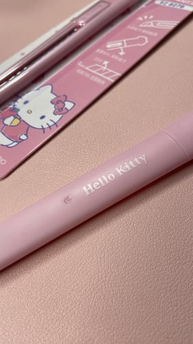 مشرط هلو كيتي