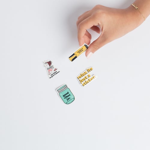 ستيكر باك Blondies