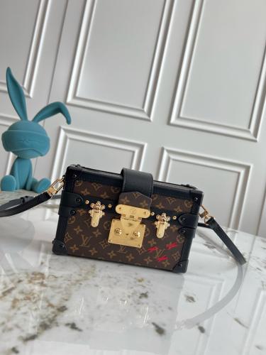 Lv petite malle مقاس 20 سم