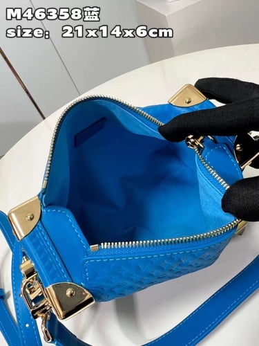 شنطة LV ماستر 21 cm