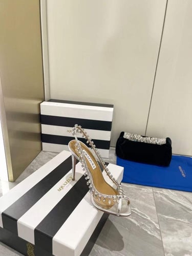 هيلز aquazzura انيق جداً
