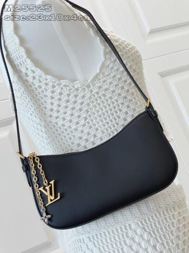 Pochette LV Bloom مقاس 23 سم