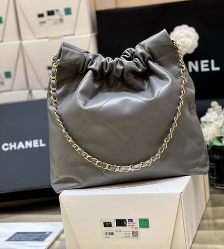 شنطة شانيل مقاس 35*37 سم