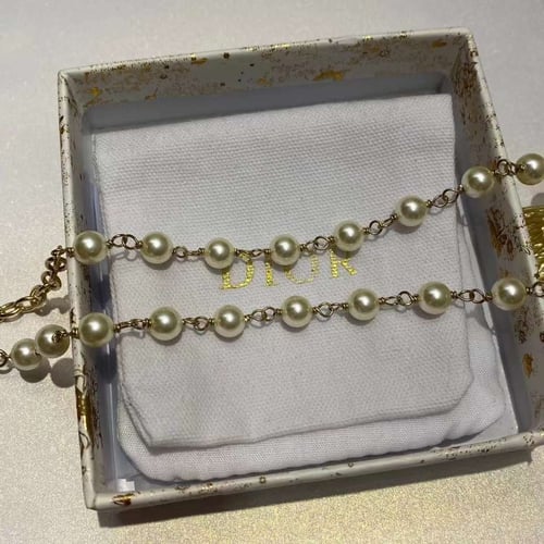 سلسلة ديور مع الملحقات