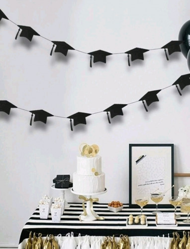 تعليقة - تخرج - شكل قبعة تخرج