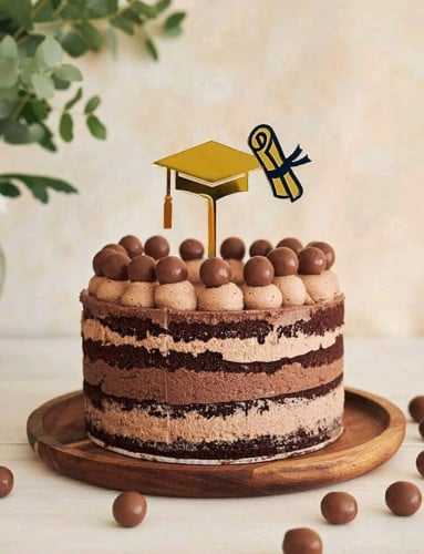 تغريسة كيك - تخرج - قبعة وشهادة