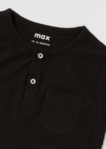 بلوزة ولادي سوداء - بأزرار - ماركة ماكس