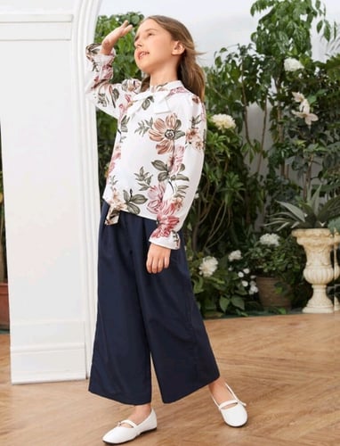 بدلة بناتي أبيض وكحلي