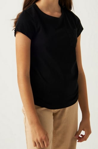 بلوزة بنات (8-16سنة) سوداء بجيب دانتيل ماركة ماكس