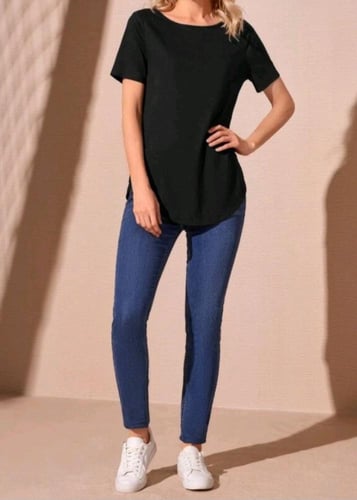 بلوزة نسائي أسود - حافة طويلة - EMERY ROSE