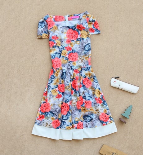 فستان نسائي قصير مزهر