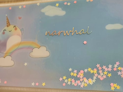 منظم الكمامات للحقيبة بقصاصات زينة