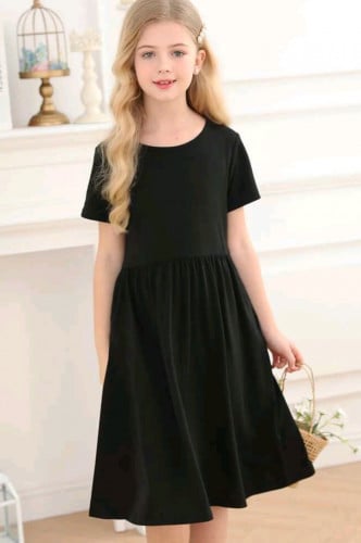 فستان بناتي أسود - قصير