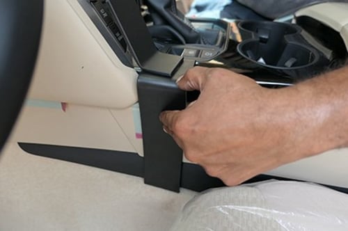 حامل بروديت بروكليب يسار لتويوتا لاندكروزر 2022-20...