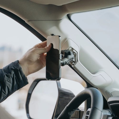 رام حامل مع رمانة يتناسب مع أجهزة ايفون 13بروماكس...