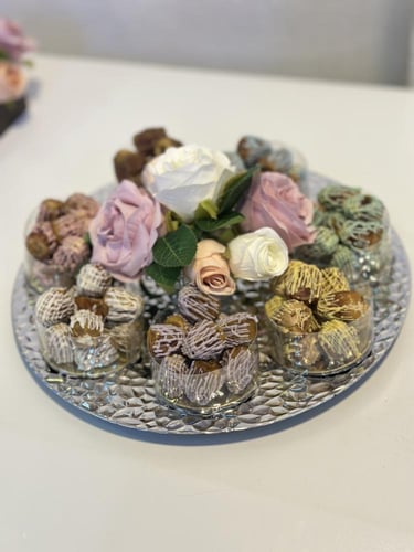 صينية تمر سكري ميني محشي فيها اكثر من 70حبة