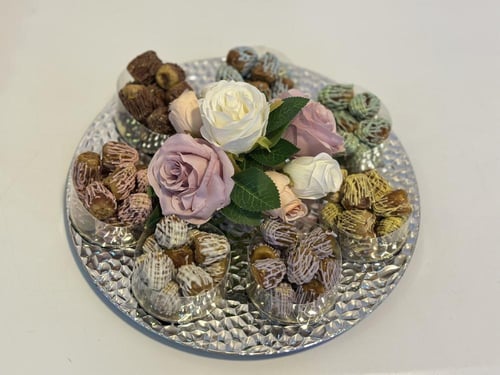 صينية تمر سكري ميني محشي فيها اكثر من 70حبة