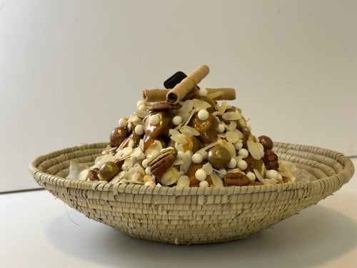 سلة خوص كيلو تقريبا60حبه سكري مكشوف محشي دايجستف ب...