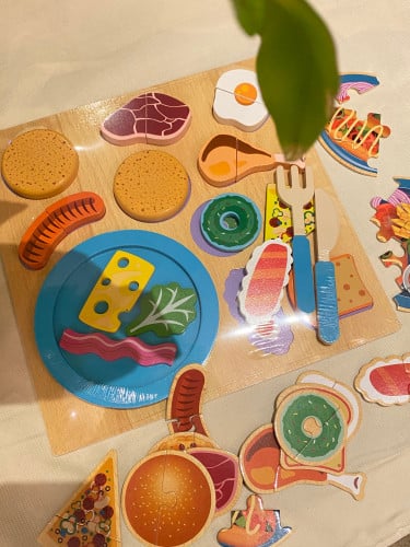 لعبة صينية بازل الأطعمة المتنوعة الخشبية مناسبة لت...