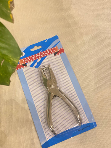 خرامة معدنية بثقب واحد ( تخريم حتى 10 ورقات )