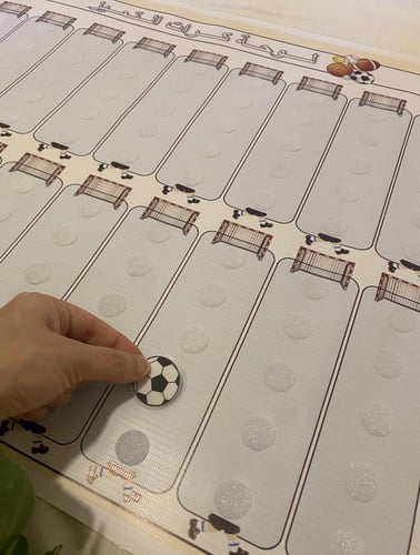 لوحة كرات التميز في بنان الطفولة للاولاد