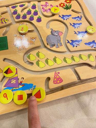 متاهة الأرقام الخشبية المتحركة مناسبة لتنمية المها...