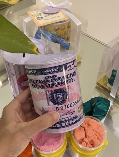 هدية اطفال حصالة