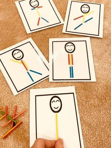 نشاط إدراكي بالأعواد الخشبية الملونة ( 5 بطاقات مق...