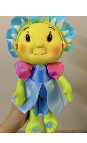 نادر جدا-دُمية فيفي من فيفي والزهرات الصغيرات/اصدا...