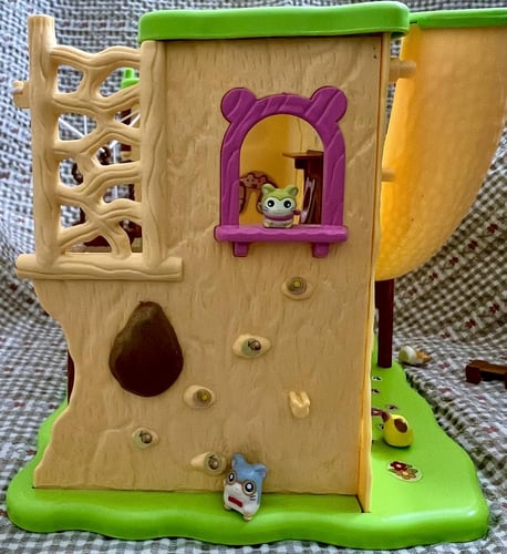 همتارو / منزل همتارو مع12 شخصية”جديد"