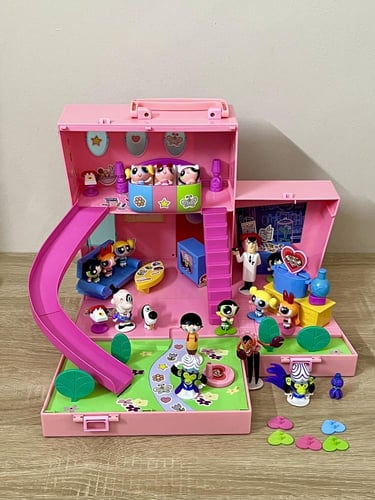 نادر جدا / منزل فتيات القوة مع الشخصيات"اصدار سنة2...