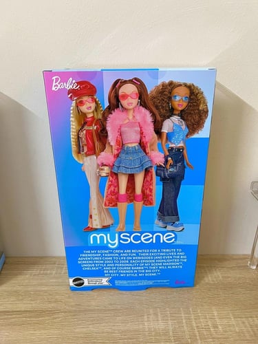 ماي سين/دمية شخصية باربي